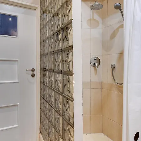 Center & Seaside By Downtown Lägenhet Gdynia